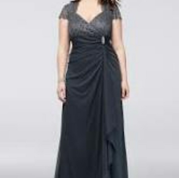 gathered jersey dress with scalloped lace bodice